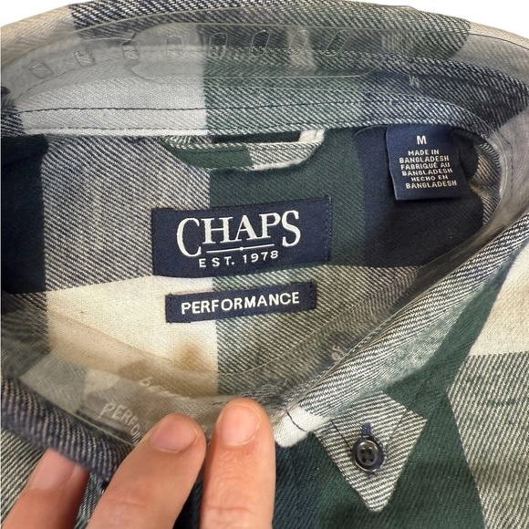 CHAPS "Performance" Flannel Shirt Navy /Green Plaid Men’s Size M New With Tags - Picture 5 of 7